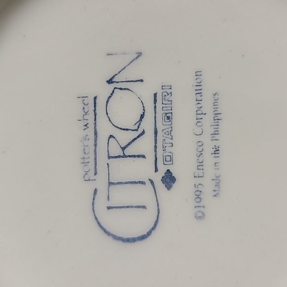 1995 Enesco Citron Otagiri  Teapot Blue Flowers Yellow Lid - Picture 8 of 8